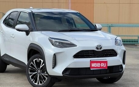 Toyota Yaris Cross, 2024 год, 4 900 000 рублей, 1 фотография