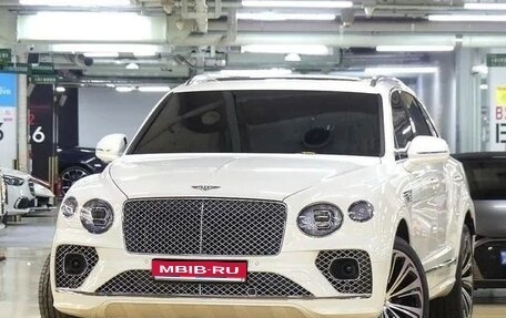 Bentley Bentayga I, 2022 год, 24 000 000 рублей, 1 фотография