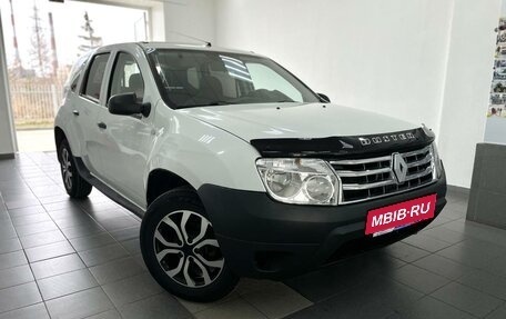 Renault Duster I рестайлинг, 2013 год, 649 000 рублей, 1 фотография