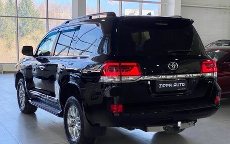 Toyota Land Cruiser 200, 2015 год, 5 099 000 рублей, 7 фотография