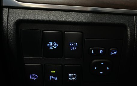 Toyota Land Cruiser 200, 2015 год, 5 099 000 рублей, 32 фотография