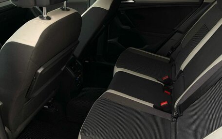 Volkswagen Tiguan II, 2020 год, 2 449 000 рублей, 17 фотография