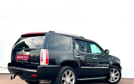 Cadillac Escalade III, 2013 год, 2 256 800 рублей, 2 фотография