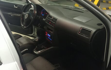 Volkswagen Bora, 2001 год, 340 000 рублей, 10 фотография