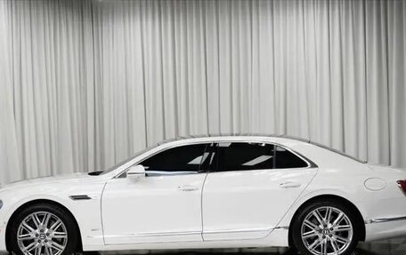 Bentley Flying Spur, 2022 год, 15 980 000 рублей, 8 фотография
