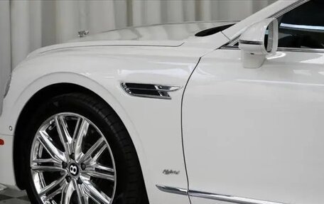 Bentley Flying Spur, 2022 год, 15 980 000 рублей, 19 фотография
