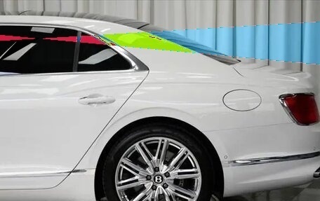 Bentley Flying Spur, 2022 год, 15 980 000 рублей, 16 фотография