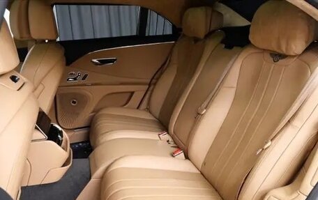 Bentley Flying Spur, 2022 год, 15 980 000 рублей, 35 фотография