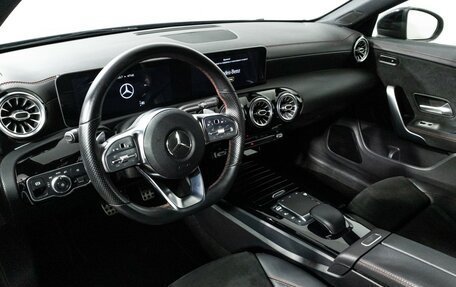 Mercedes-Benz CLA, 2020 год, 3 699 700 рублей, 11 фотография