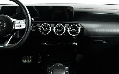 Mercedes-Benz CLA, 2020 год, 3 699 700 рублей, 14 фотография