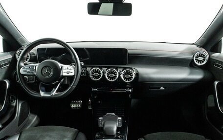 Mercedes-Benz CLA, 2020 год, 3 699 700 рублей, 13 фотография