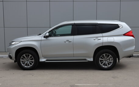 Mitsubishi Pajero Sport III рестайлинг, 2019 год, 3 200 000 рублей, 2 фотография