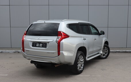 Mitsubishi Pajero Sport III рестайлинг, 2019 год, 3 200 000 рублей, 4 фотография