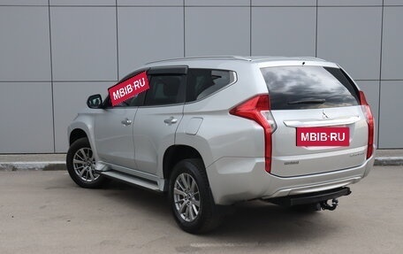 Mitsubishi Pajero Sport III рестайлинг, 2019 год, 3 200 000 рублей, 3 фотография