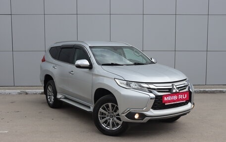 Mitsubishi Pajero Sport III рестайлинг, 2019 год, 3 200 000 рублей, 6 фотография