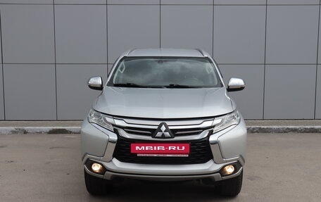 Mitsubishi Pajero Sport III рестайлинг, 2019 год, 3 200 000 рублей, 7 фотография