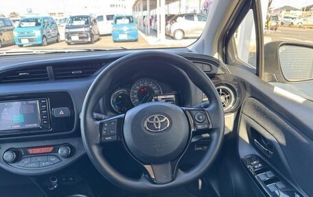 Toyota Vitz, 2019 год, 1 150 000 рублей, 12 фотография