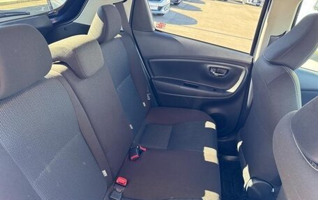 Toyota Vitz, 2019 год, 1 150 000 рублей, 21 фотография
