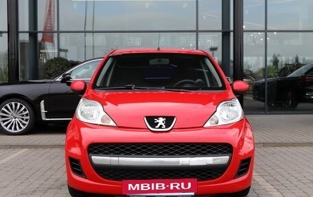 Peugeot 107 I рестайлинг, 2011 год, 500 000 рублей, 2 фотография