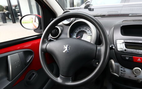 Peugeot 107 I рестайлинг, 2011 год, 500 000 рублей, 13 фотография