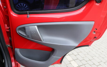 Peugeot 107 I рестайлинг, 2011 год, 500 000 рублей, 19 фотография