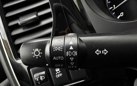 Mitsubishi Outlander III рестайлинг 3, 2021 год, 2 759 000 рублей, 15 фотография