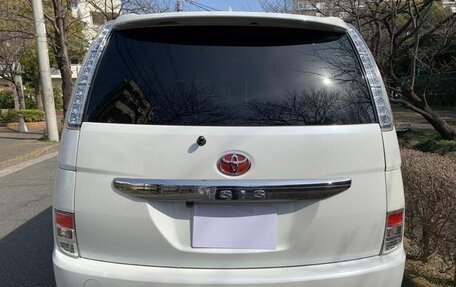 Toyota ISis I, 2017 год, 1 000 000 рублей, 5 фотография