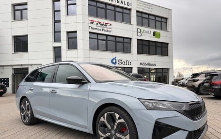 Skoda Octavia RS, 2025 год, 6 800 000 рублей, 3 фотография