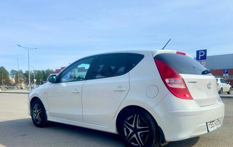Hyundai i30 I, 2011 год, 690 000 рублей, 4 фотография