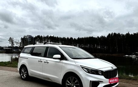KIA Carnival III, 2019 год, 3 499 000 рублей, 2 фотография