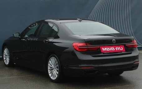 BMW 7 серия, 2017 год, 3 250 000 рублей, 4 фотография