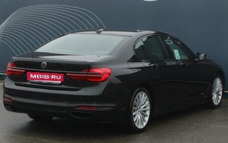 BMW 7 серия, 2017 год, 3 250 000 рублей, 6 фотография