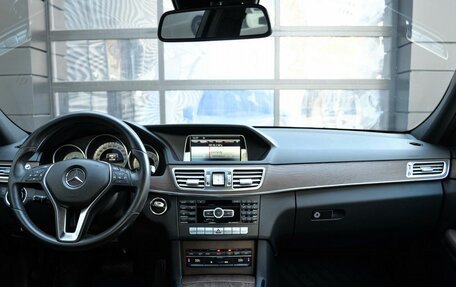 Mercedes-Benz E-Класс, 2013 год, 2 640 000 рублей, 13 фотография