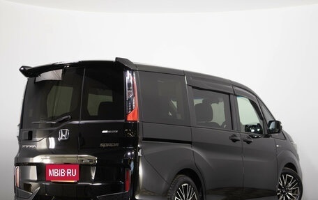 Honda Stepwgn IV, 2019 год, 2 849 000 рублей, 5 фотография