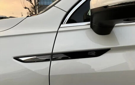 Volkswagen Tiguan II, 2024 год, 5 000 000 рублей, 3 фотография
