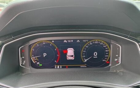 Volkswagen T-Roc I, 2022 год, 1 490 011 рублей, 6 фотография