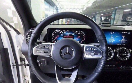 Mercedes-Benz GLB, 2021 год, 3 410 000 рублей, 10 фотография