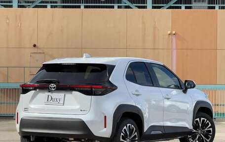 Toyota Yaris Cross, 2024 год, 4 900 000 рублей, 5 фотография