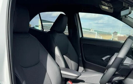 Toyota Yaris Cross, 2024 год, 4 900 000 рублей, 25 фотография