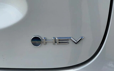 Toyota Yaris Cross, 2024 год, 4 900 000 рублей, 29 фотография