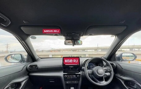 Toyota Yaris Cross, 2024 год, 4 900 000 рублей, 32 фотография