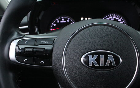KIA K5, 2020 год, 2 190 000 рублей, 21 фотография