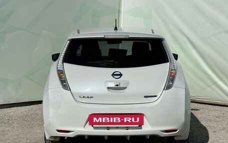 Nissan Leaf I, 2016 год, 890 000 рублей, 5 фотография