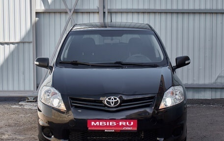 Toyota Auris II, 2011 год, 1 095 000 рублей, 2 фотография
