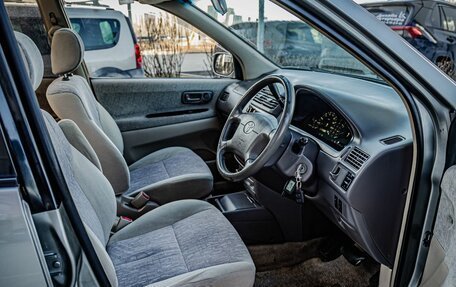 Toyota Gaia, 1999 год, 625 000 рублей, 13 фотография