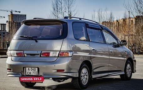 Toyota Gaia, 1999 год, 625 000 рублей, 10 фотография