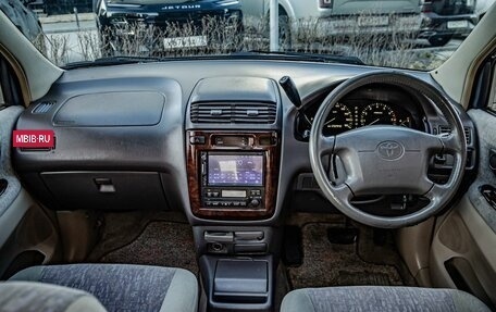 Toyota Gaia, 1999 год, 625 000 рублей, 17 фотография