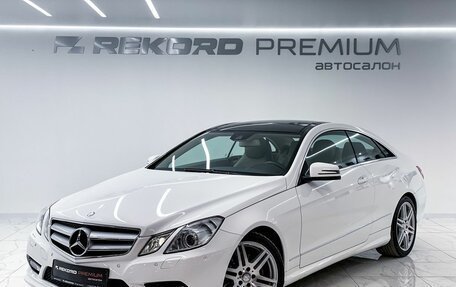 Mercedes-Benz E-Класс, 2012 год, 2 300 000 рублей, 1 фотография