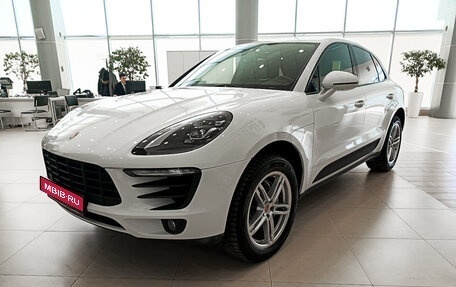 Porsche Macan I рестайлинг, 2016 год, 3 650 000 рублей, 1 фотография