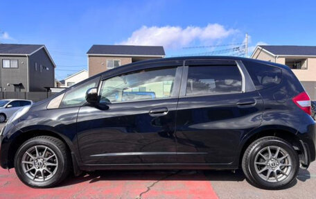 Honda Fit III, 2011 год, 550 000 рублей, 8 фотография